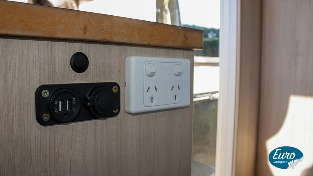 Euro 2+1 Gallery image: 