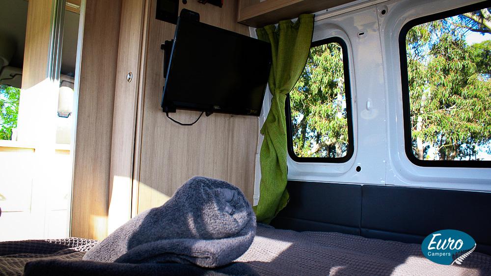 Euro 2+1 Gallery image: 